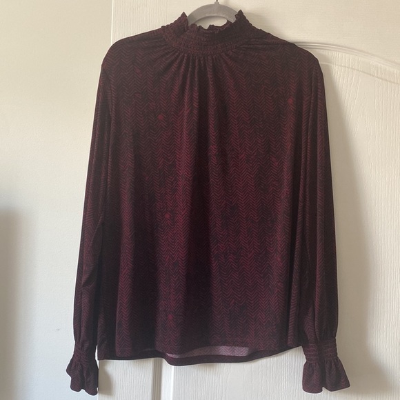Banana Republic High Neck Blouse Color Burgundy - Picture 2 of 8